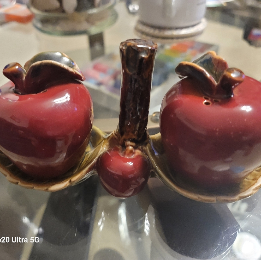 Salt & Pepper shaker
